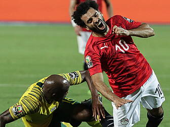 Liverpool's Mo Salah tests pos...